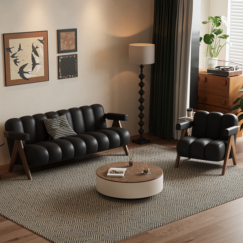Retro Gaming Lounge - French Retro Sofas Black Living Room