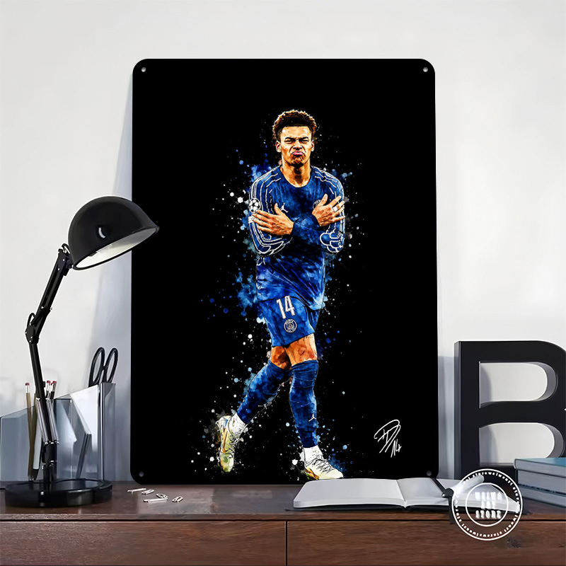 Football Player in Blue Jersey - Retro Gaming Jersey avis et prix